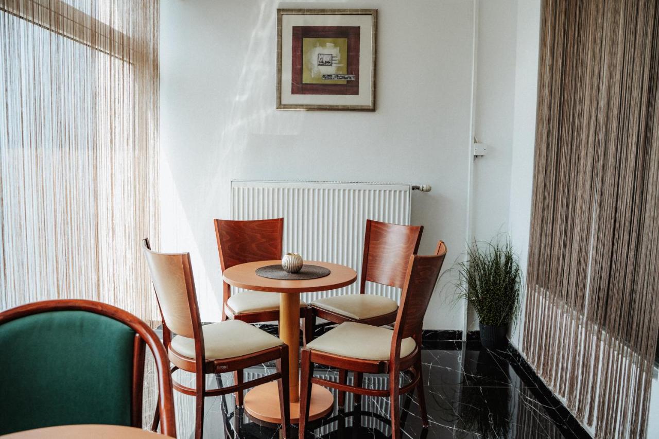 Dudok House Lejlighedshotel Žilina Eksteriør billede